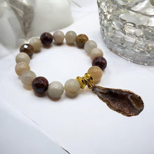 Load image into Gallery viewer, Moonstone at Dusk